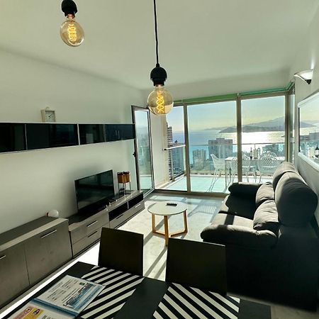 Highrise Apartment With Stunning Views From Private Balcony 85 베니돔 외부 사진