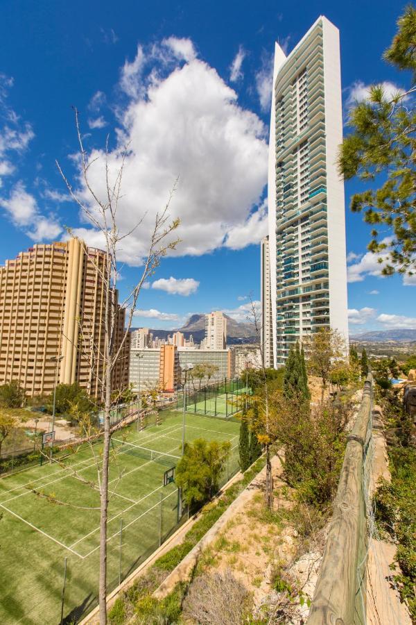 Highrise Apartment With Stunning Views From Private Balcony 85 베니돔 외부 사진