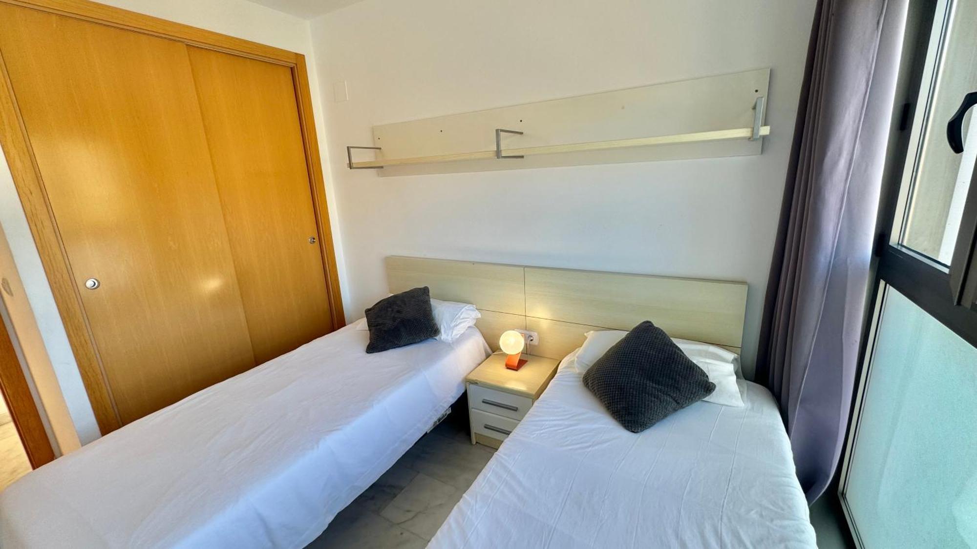 Highrise Apartment With Stunning Views From Private Balcony 85 베니돔 외부 사진